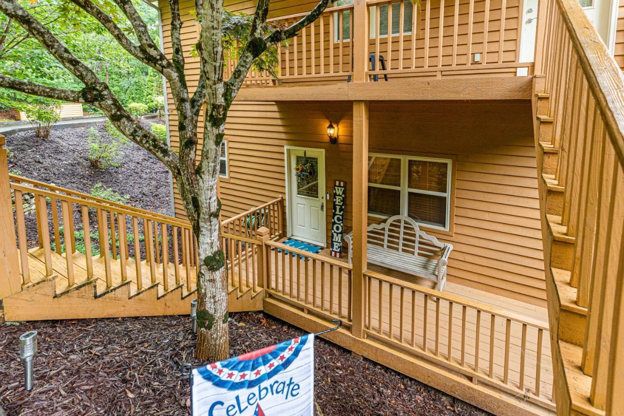 Condo With Stunning Mountain And 6Th Green Views Near Harrahs Cherokee Bryson City Whittier Dış mekan fotoğraf
